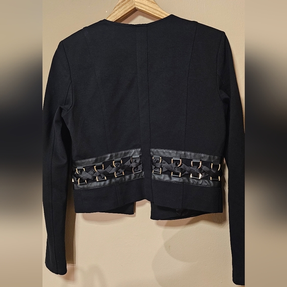 Marciano Twisted Belt Cropped Blazer.Sz.8  V-G - Picture 5 of 10